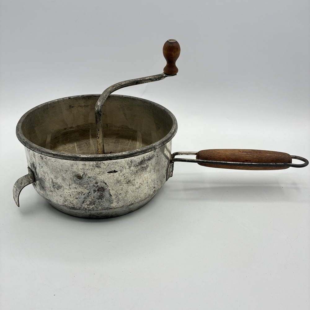 Vintage Metal Food Mill Hand Crank Strainer Ricer Potato Tomato Sauce Maker with